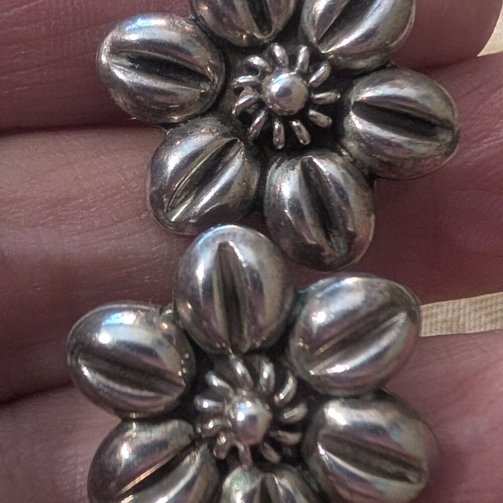 Taxco Vintage Sterling Silver Flower Post earrings